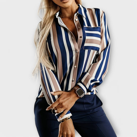 Emily – Afslappet og stilren stribet bluse